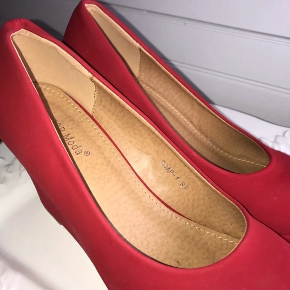 TOP Moda Red Wedges - Picture 3 of 4